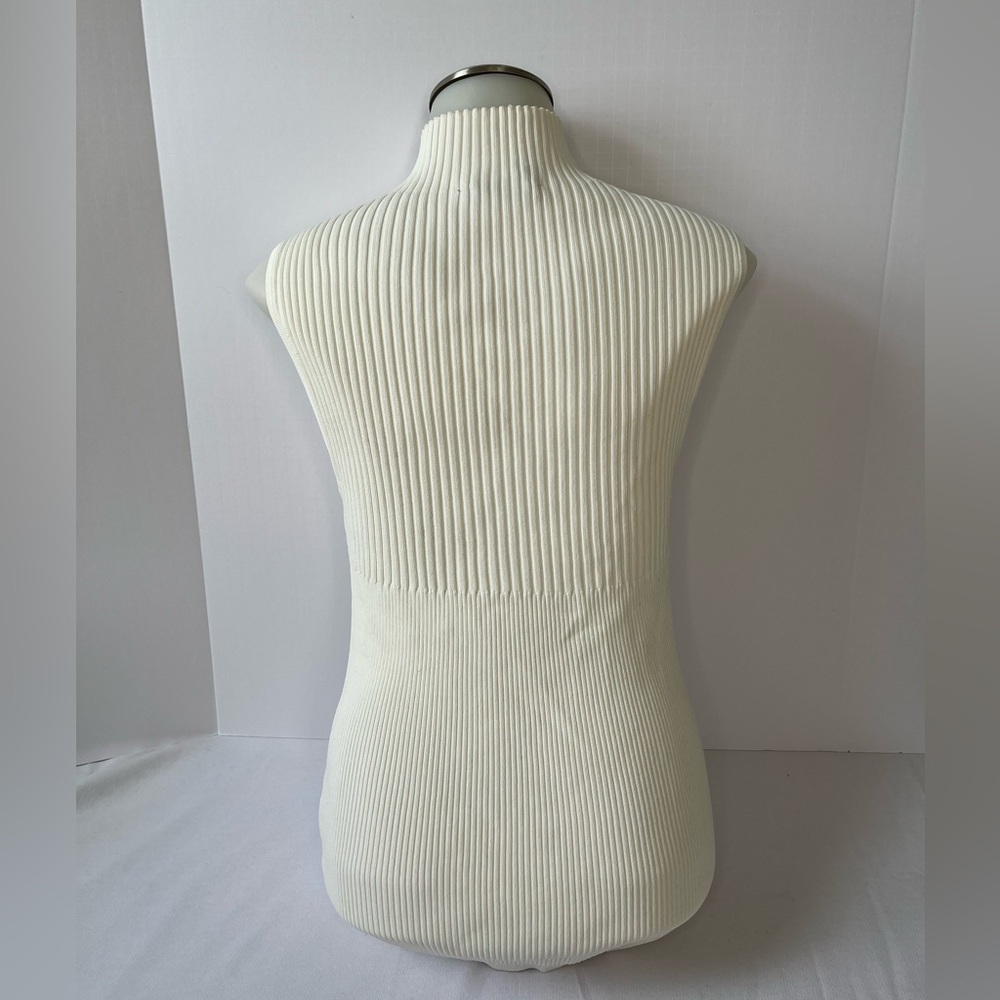 White House Black Market Ivory Ribbed Tank Top - Picture 3 of 4